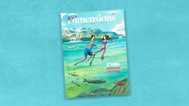 Couverture du numéro 21 du magazine Dimensions. Des personens se baignant dans un lac. Sous l'eau, des poissons. Au second plan, un bâteau. En arrière-plan, des montagnes © Denis Kormann