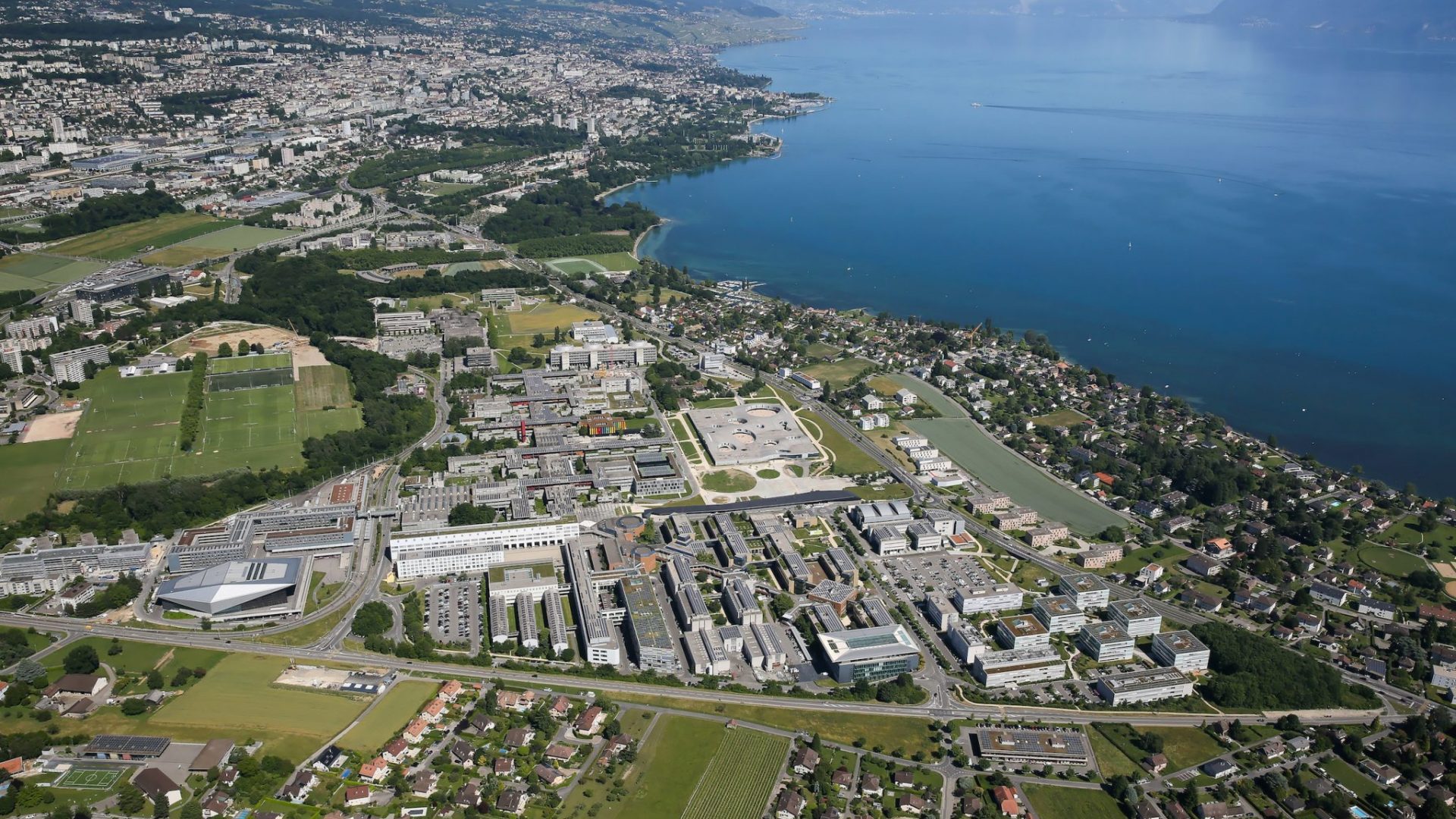 Vue aéienne du campus de l'EPFL