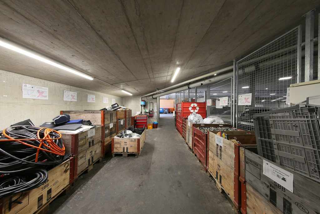 Dechetterie Flux © EPFL Alain Herzog