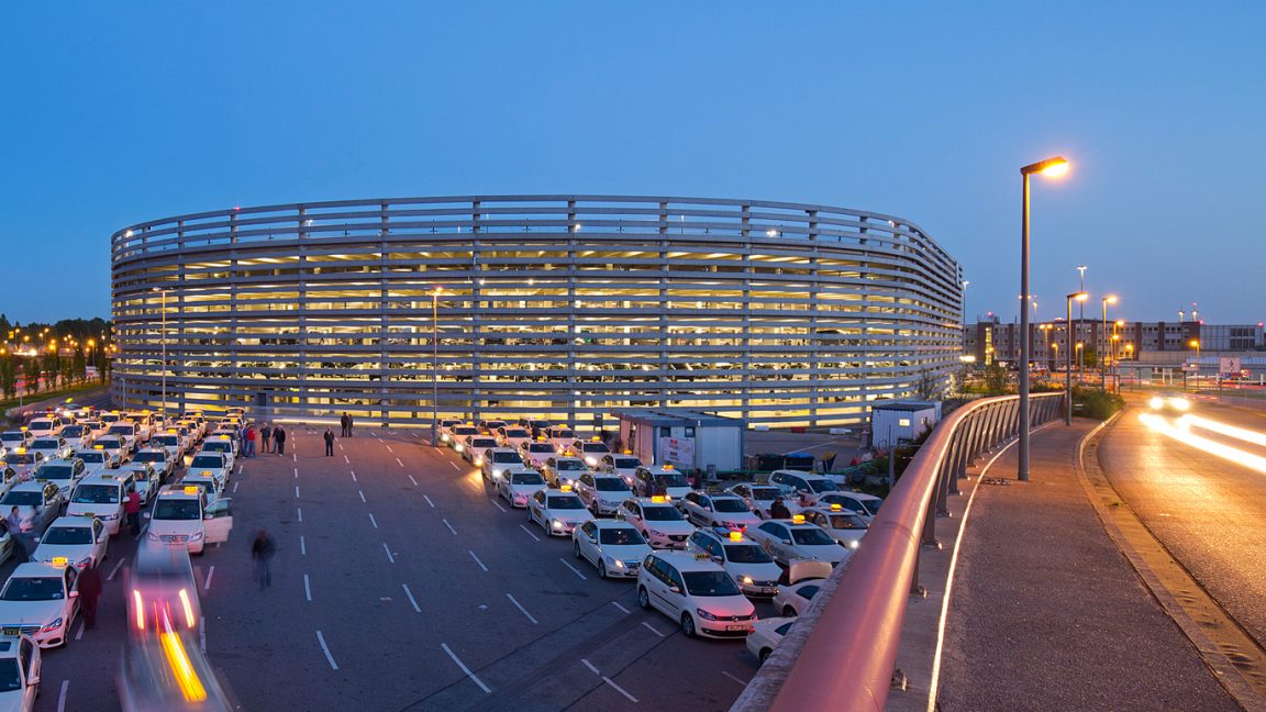 Sebastia Riewe Riegler Riewe ‒ Archizoom ‐ EPFL