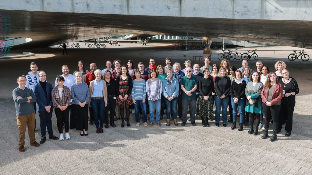 Organizational chart and missions ‒ Library ‐ EPFL