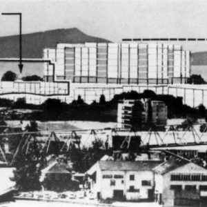 Le dépliant tout-ménage envoyé par l’EPFL confronte les photomontages des architectes et des opposants. Dans le premier, les constructions sont bien plus basses que le sommet de l’église du Motty.