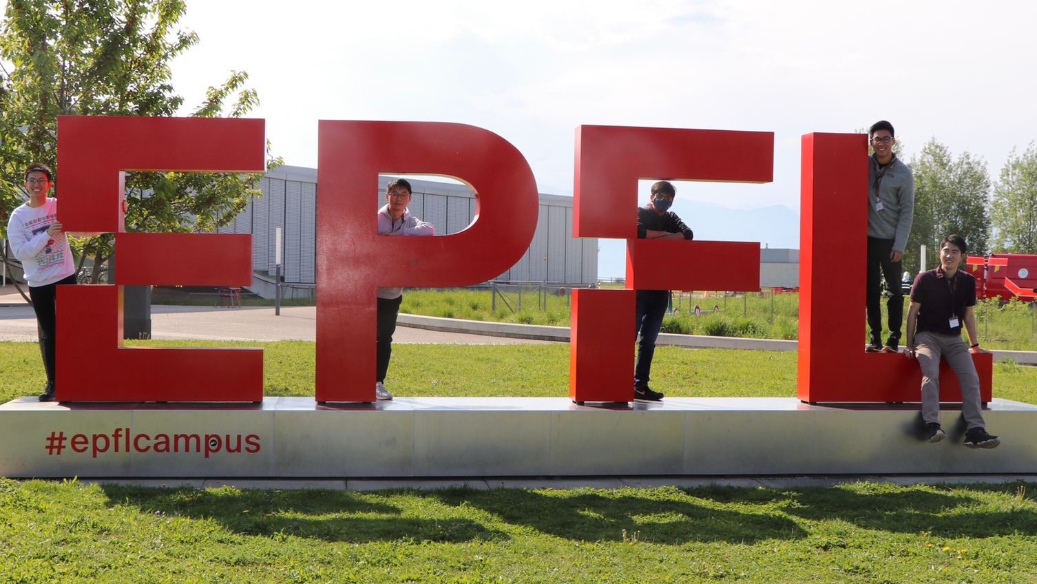 2022 ‒ International ‐ EPFL