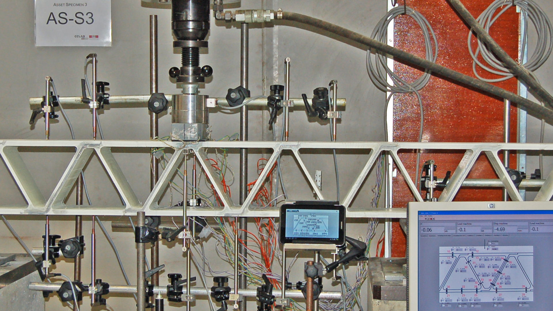 Composite Construction Laboratory ‐ EPFL