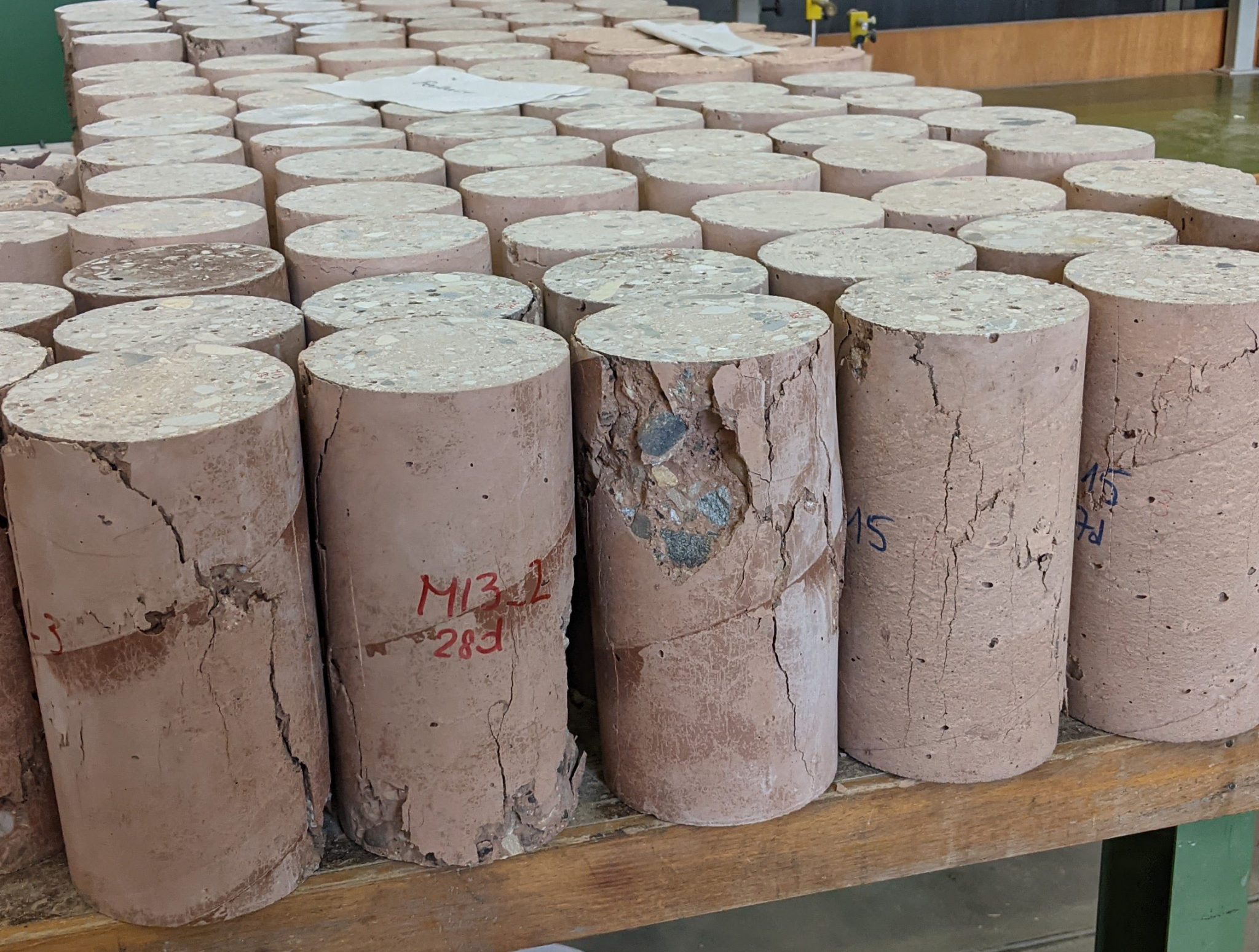 Use of lowercarbon alternatives to traditional concrete ‒ CONSTRUCT ‐ EPFL