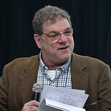 a portrait of Prof. Marcio A. Murad