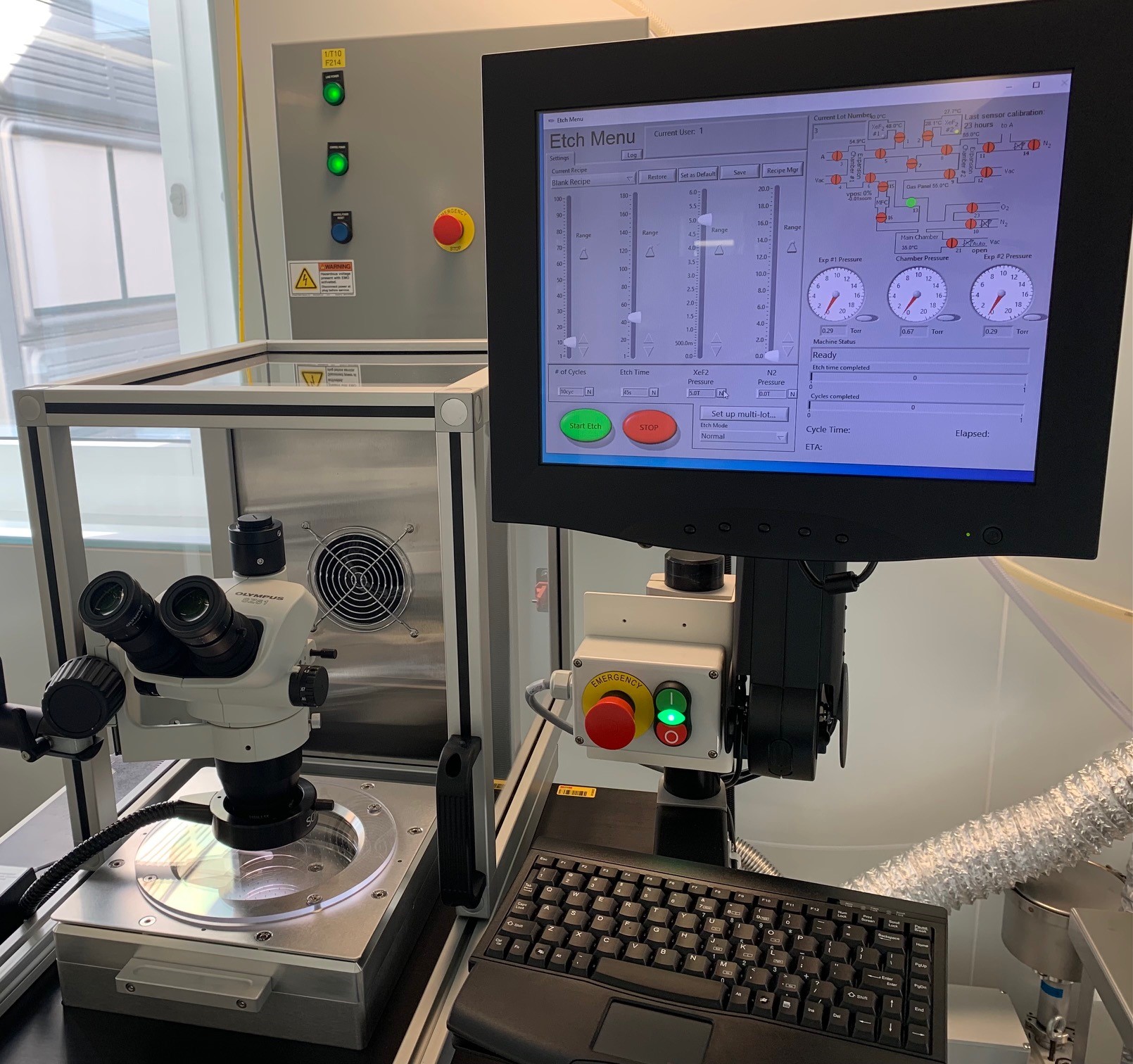 SPTS Xactix X4 XeF2 Silicon etching system ‒ Center of