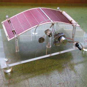 Banc de test pour cellules solaires souples