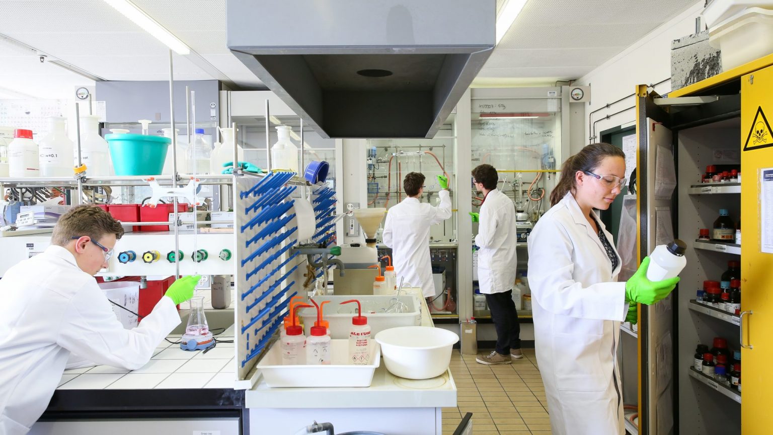 Schools & Colleges ‐ EPFL